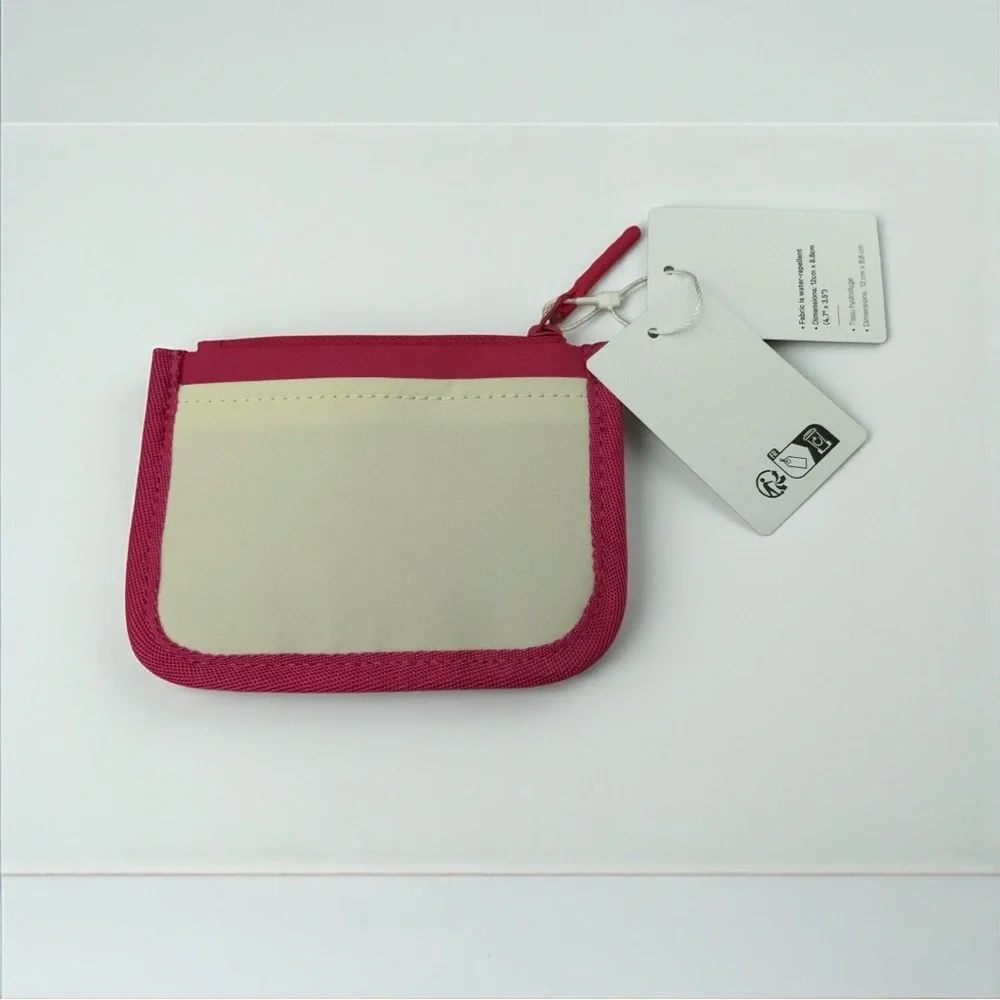 Lululemon True Identity Card Case - Retail $28 - Picture 3 of 6